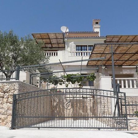 Apartments Branka - 30 M From Beach Sevid Exterior photo